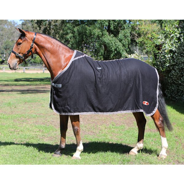 Black horse rug